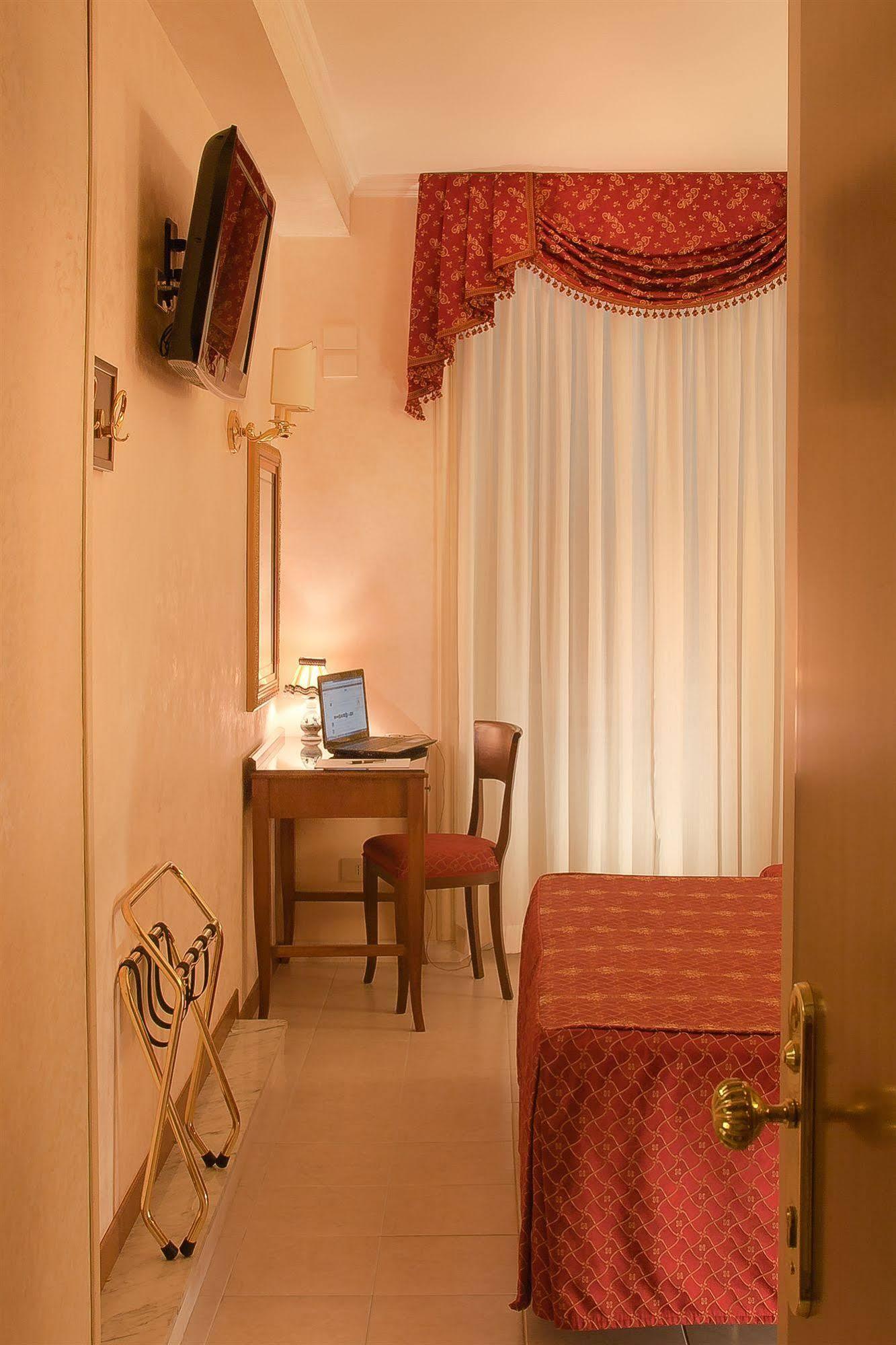 Hotel Silla روما المظهر الخارجي الصورة